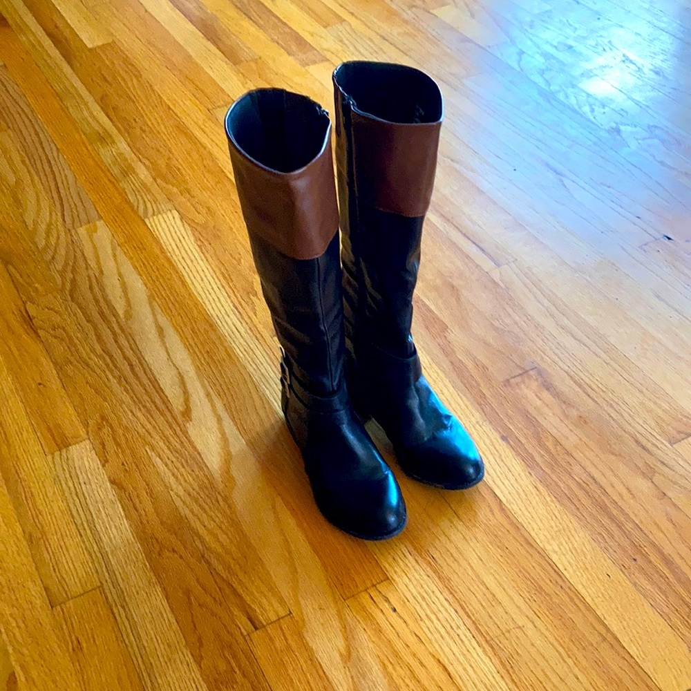 Arizona Women’s Size 9 Medium Boots